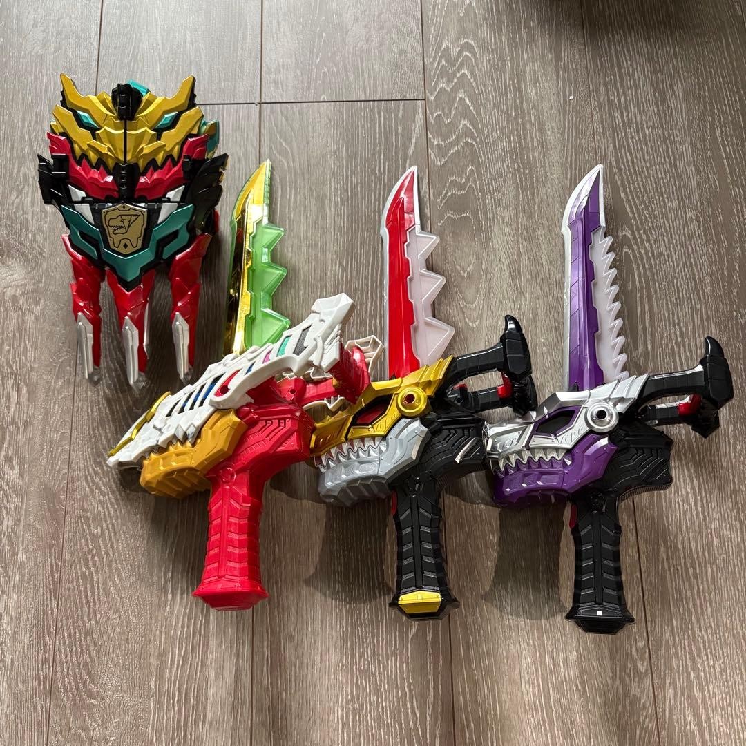 Power Rangers Dino Fury Ryusoulger DX Ryusoulken Gaisoken Calibur 4p Set Morpher