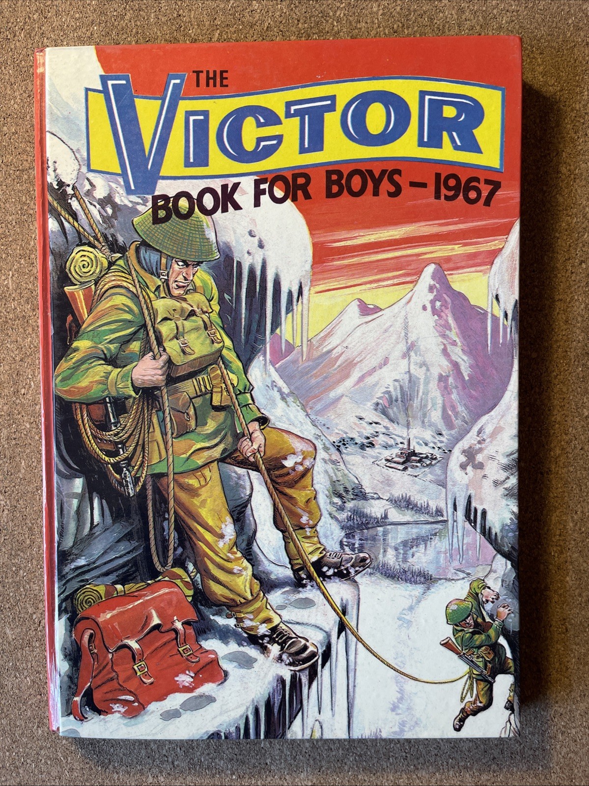 The Victor Book 1967 VGC, Unclipped, Small Pen Inscription , Slight wear only