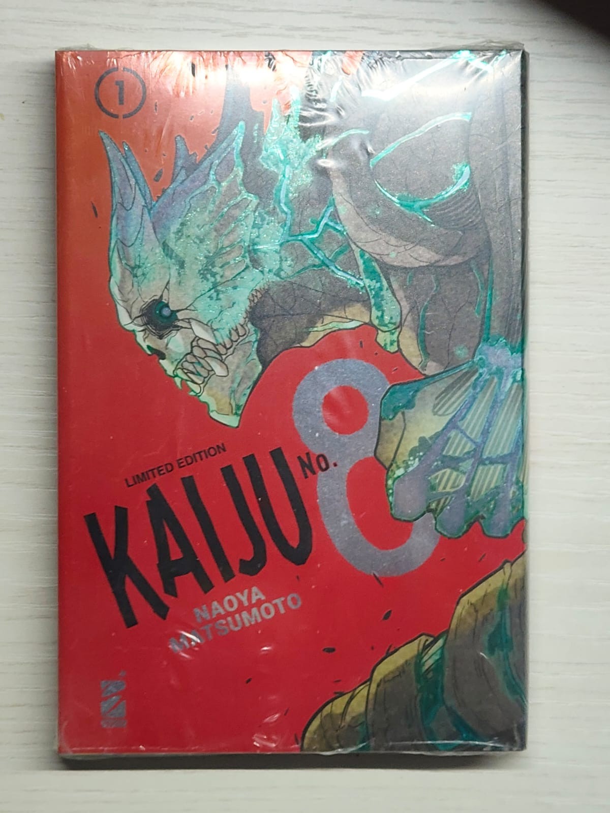 Kaiju No. 8 (Vol. 1) Variant
