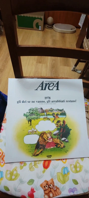 Area Vinyl