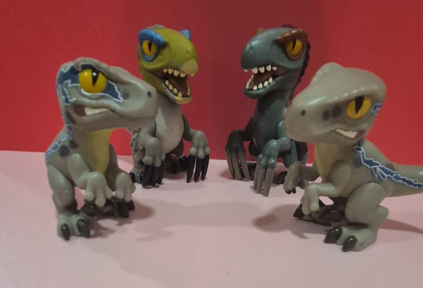 Lotto mini dinosauri Funko Pop Jurassic World 4 pezzi. 2022