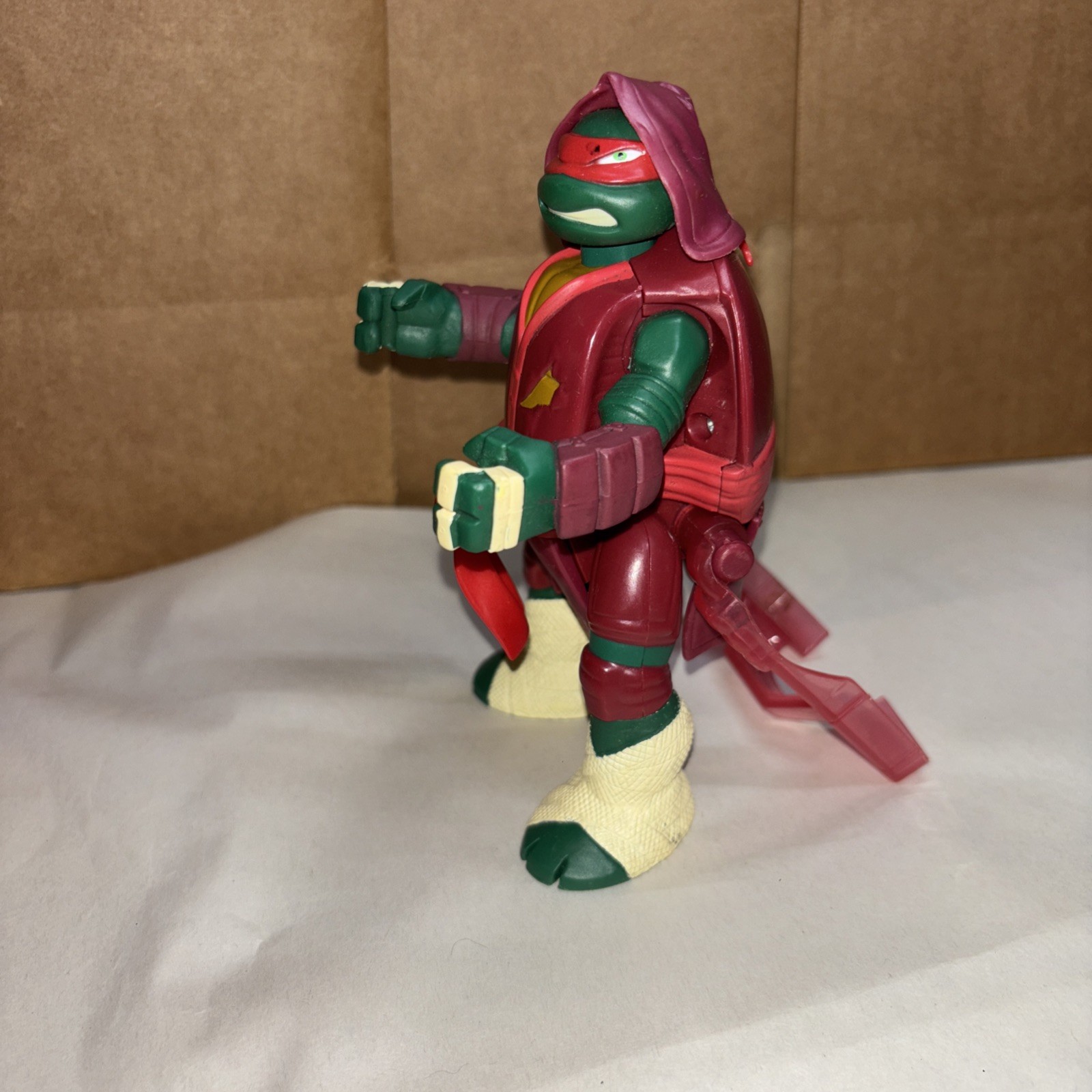 Teenage Mutant Ninja Turtles Throw N Battle Raph Deluxe Action Figure 2013