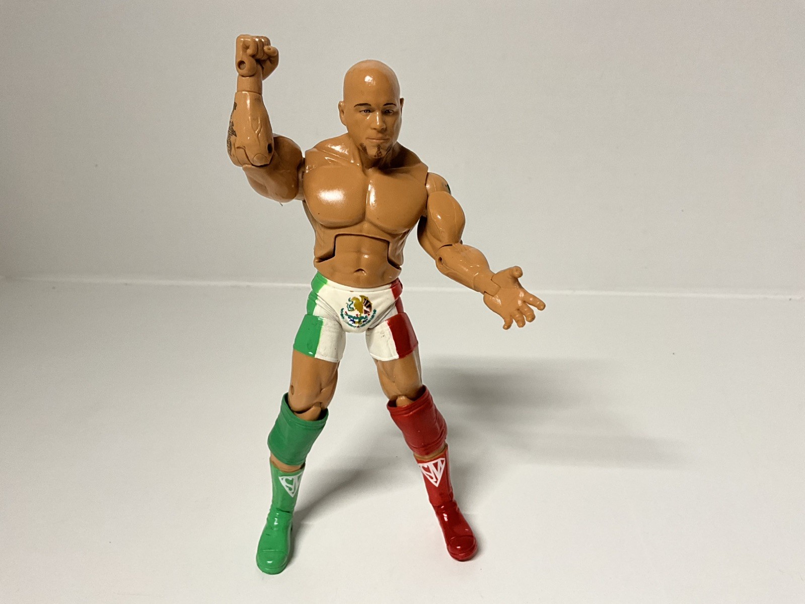 TNA JAKKS IMPACT DELUXE SERIES 2 HERNANDEZ WRESTLING FIGURE