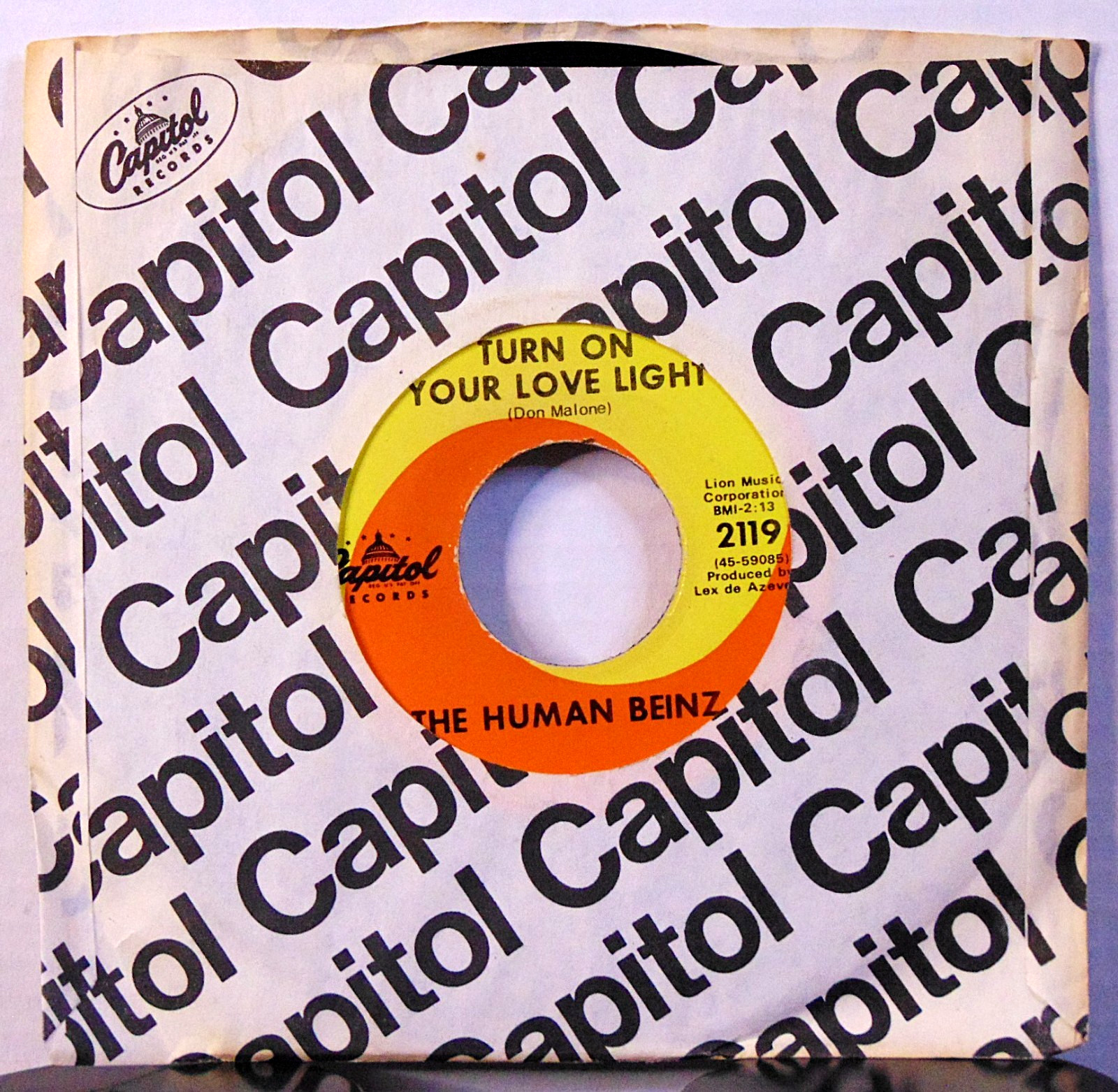 The Human Beinz - Turn On Your Love Light - 1968 Capitol Rock 7" Single Record