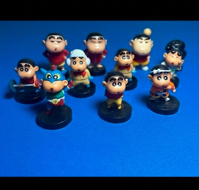 Figuritas Sinchan
