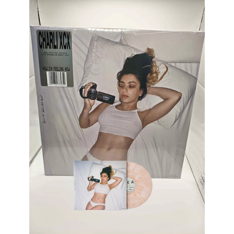 Charli XCX - How I'm Feeling Now (UO)