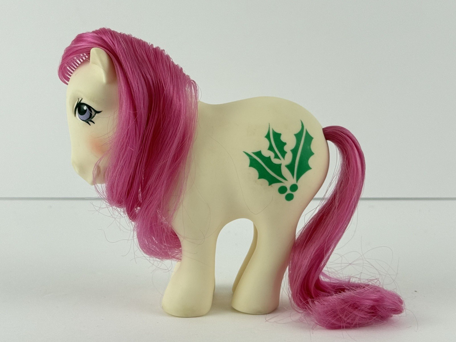 VINTAGE G1 MLP HOLLY December Birthflower Pony 1984 Mail Order White Hasbro