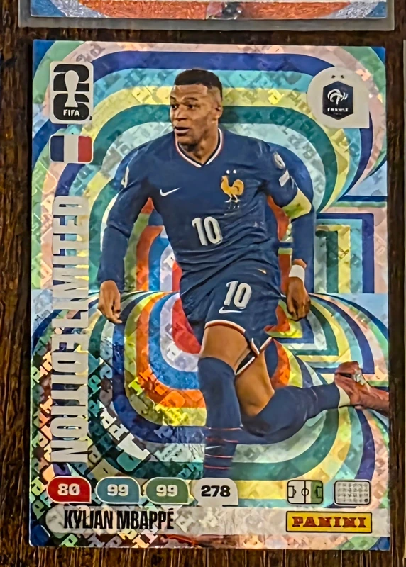 Carte Limited Edition Holo Panini Adrenalyn xl World cup 2026 Kylian Mbappe