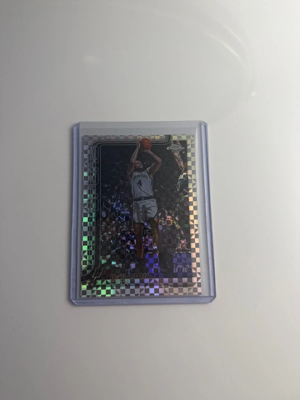 De'Aaron Fox Topps Chrome Basketbalkaart San Antonio