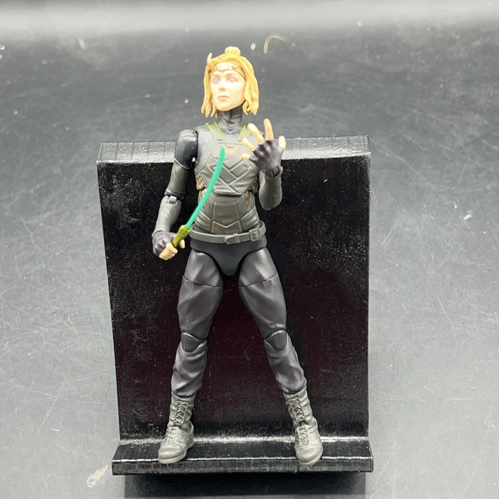 Hasbro Sylvie Marvel Legends Modellino Loki 6 pollici completamente snodato 2021