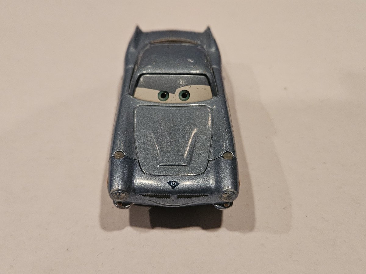 Disney Pixar Cars 2 Finn McMissile - Auto spia - 1:55 Mattel pressofuso - sciolto -