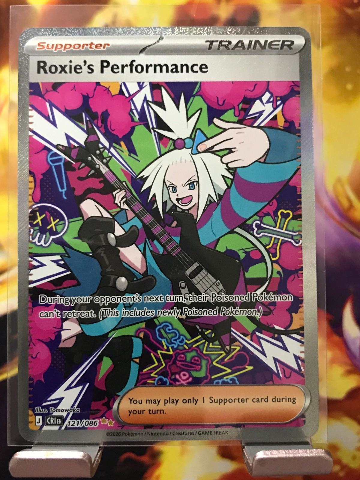 Roxie's Performance 121/086 Illustrazione Speciale Rara (SIR) Pokemon Caos Rising