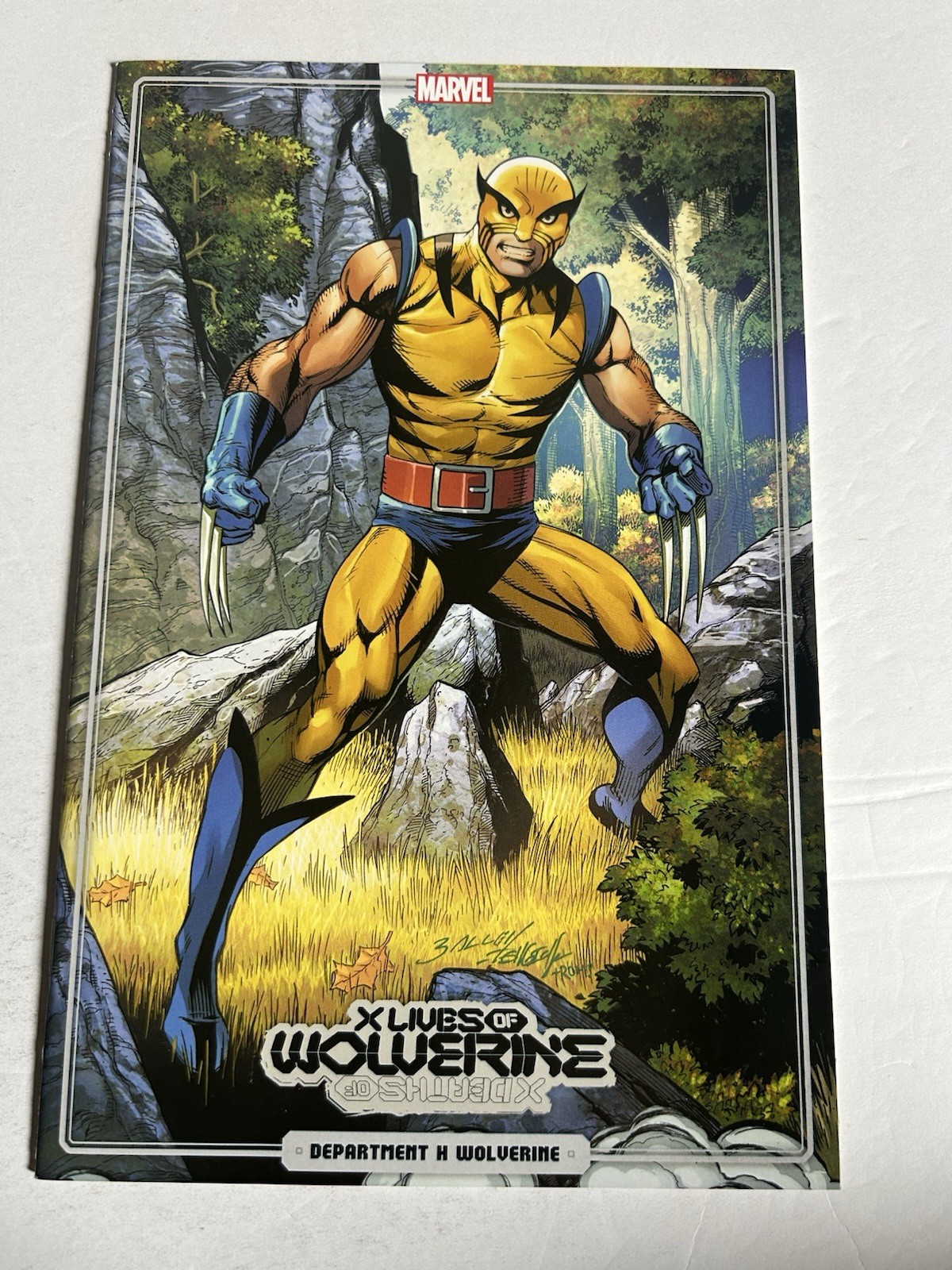 X Lives of Wolverine #1 Mark Bagley copertina 'trading card' quasi nuovo