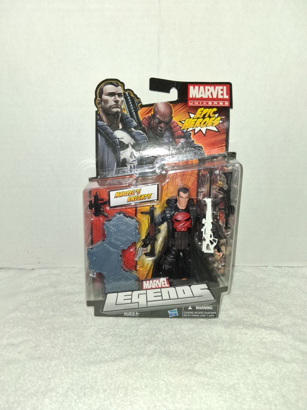 Punisher Figure Teschio Rosso Variante Marvel Legends Marvel Knights Epic Heroes