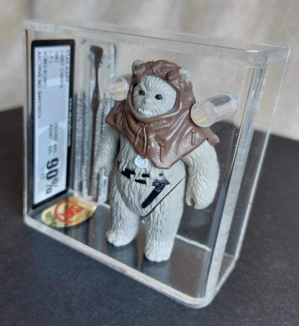 GRADED VINTAGE STAR WARS  UKG not AFA 90% - CHIEF CHERPA - HONG KONG COO