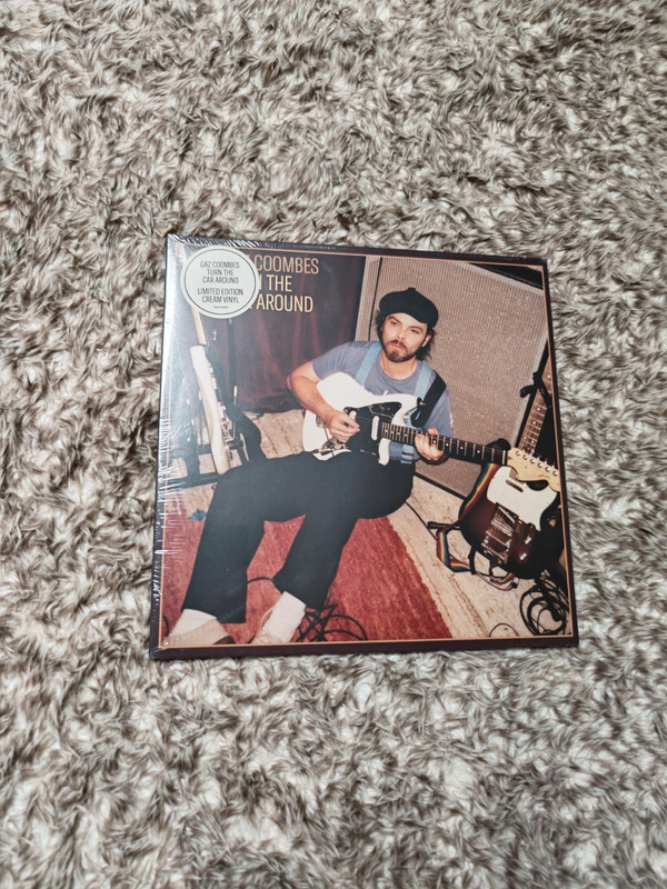 Vinyle gaz coombes turn the car around