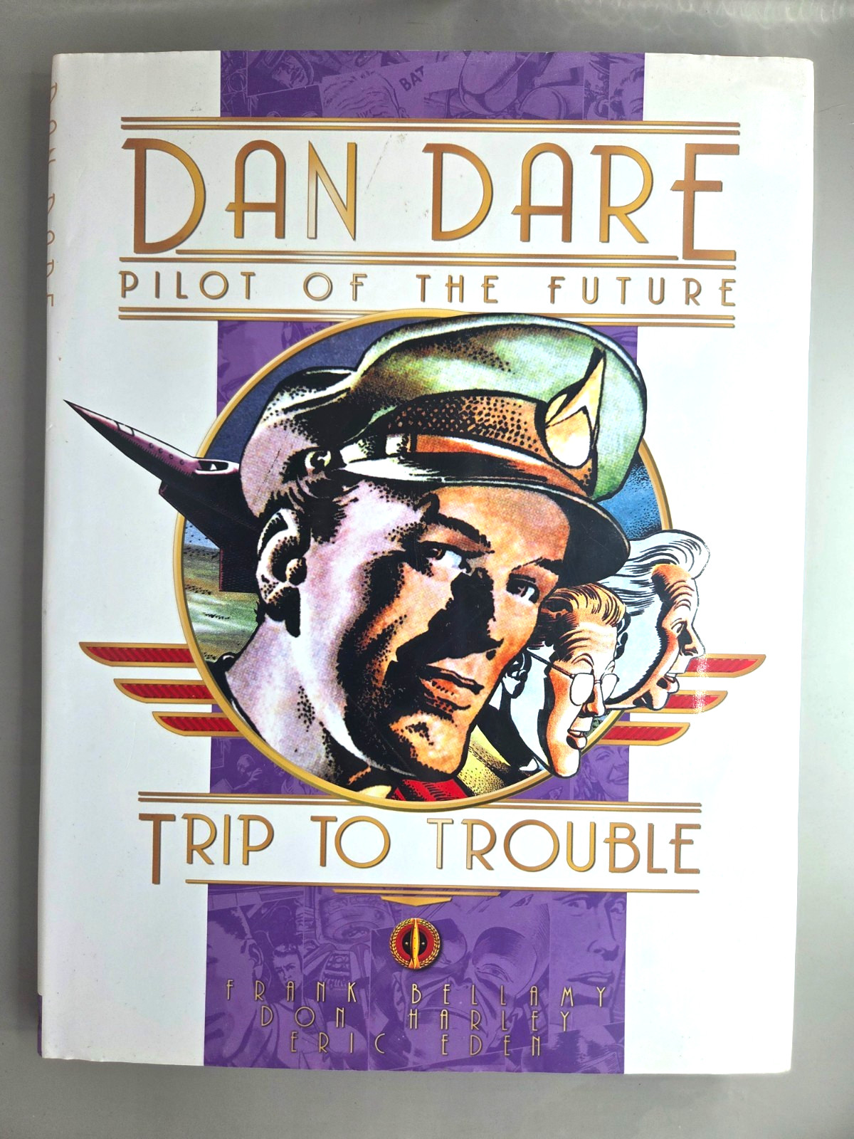 DAN DARE PILOTA DEL FUTURO VIAGGIO NEI GUAI 2011 SPEDIZIONE COMBINATA
