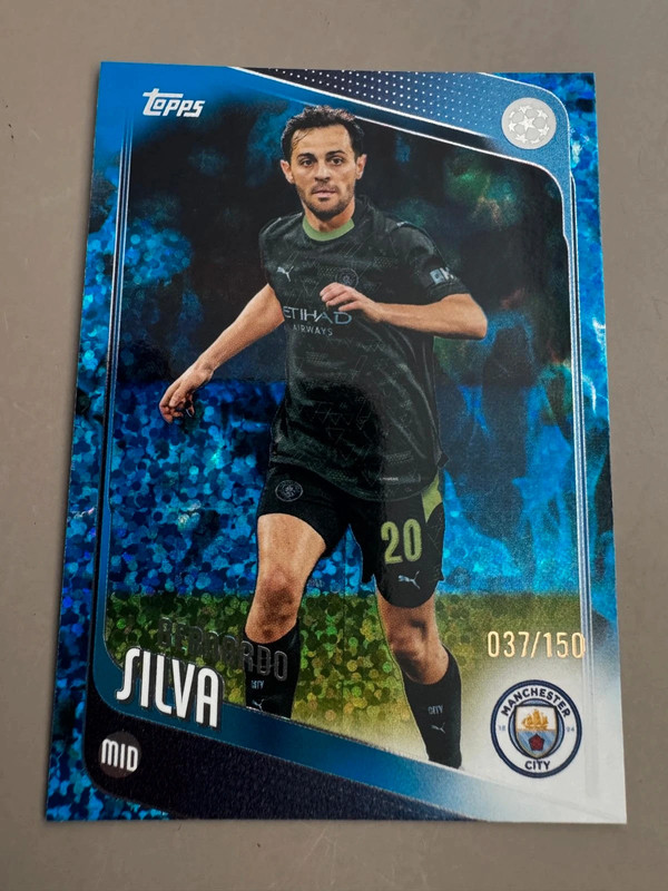 2025-26 Topps UEFA Champions League Bernardo Silva Blue Parallel 037/150 – Manchester City