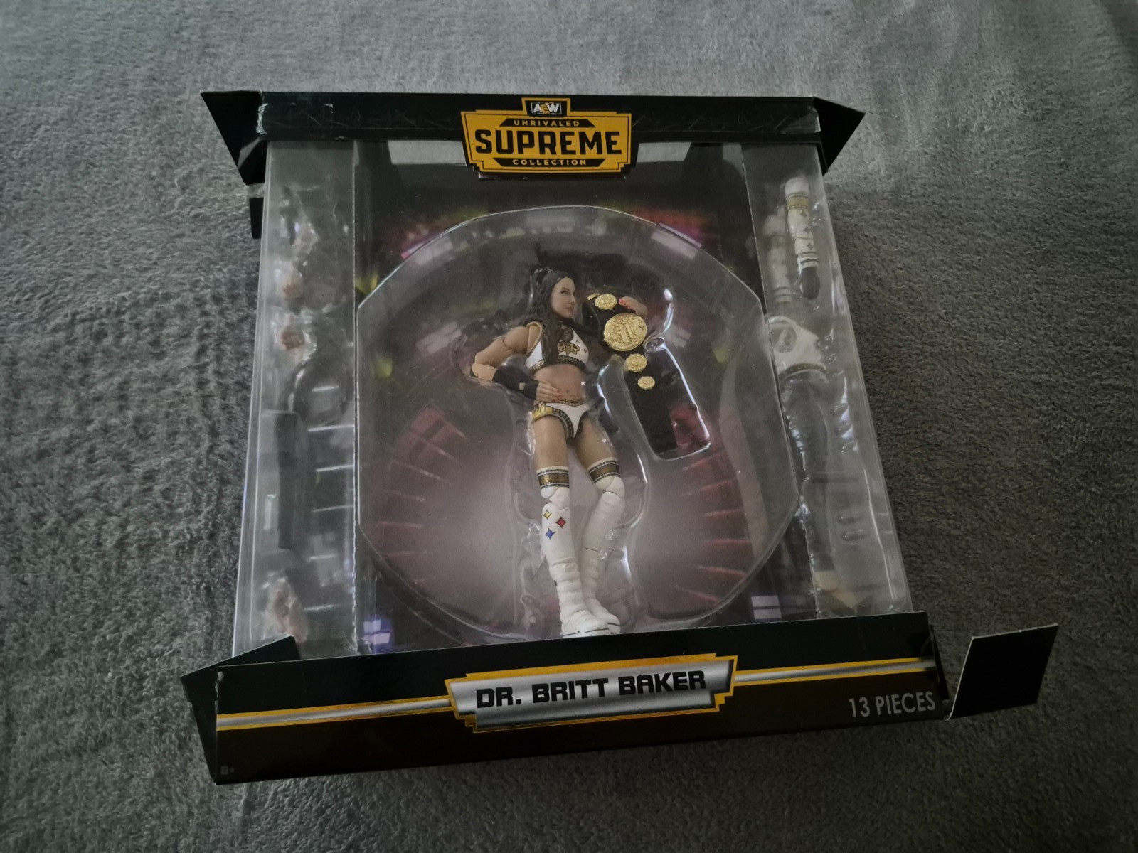 AEW/WWE Jazwares Supreme Dr.Britt Baker completo