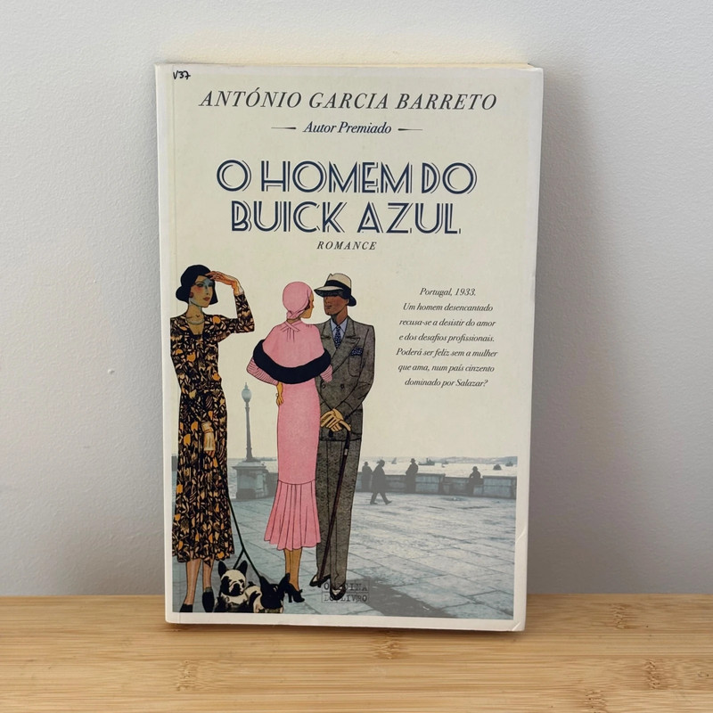 Livro António Garcia Barreto “O Homem do Buick Azul”