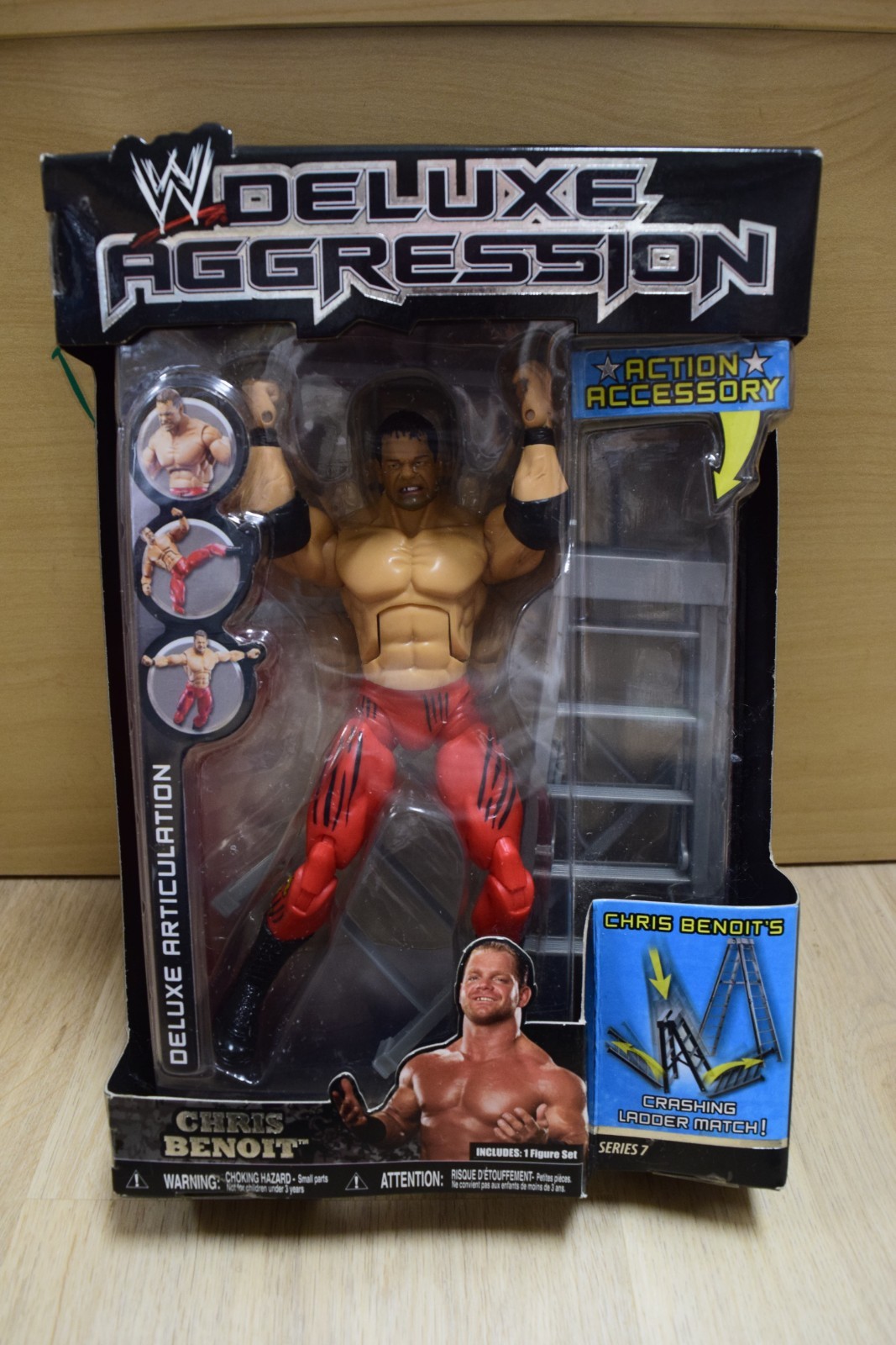 WWE Jakks-Deluxe Aggression Series 7 Chris Benoit Figure con Crashing Ladder