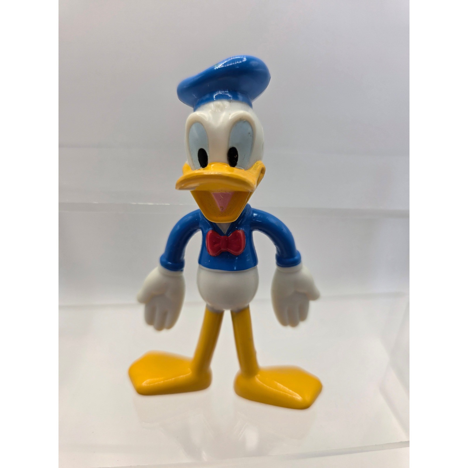 Disney Donald Duck Action Figure Kellogg Co Walt Disney World Resort Blue White