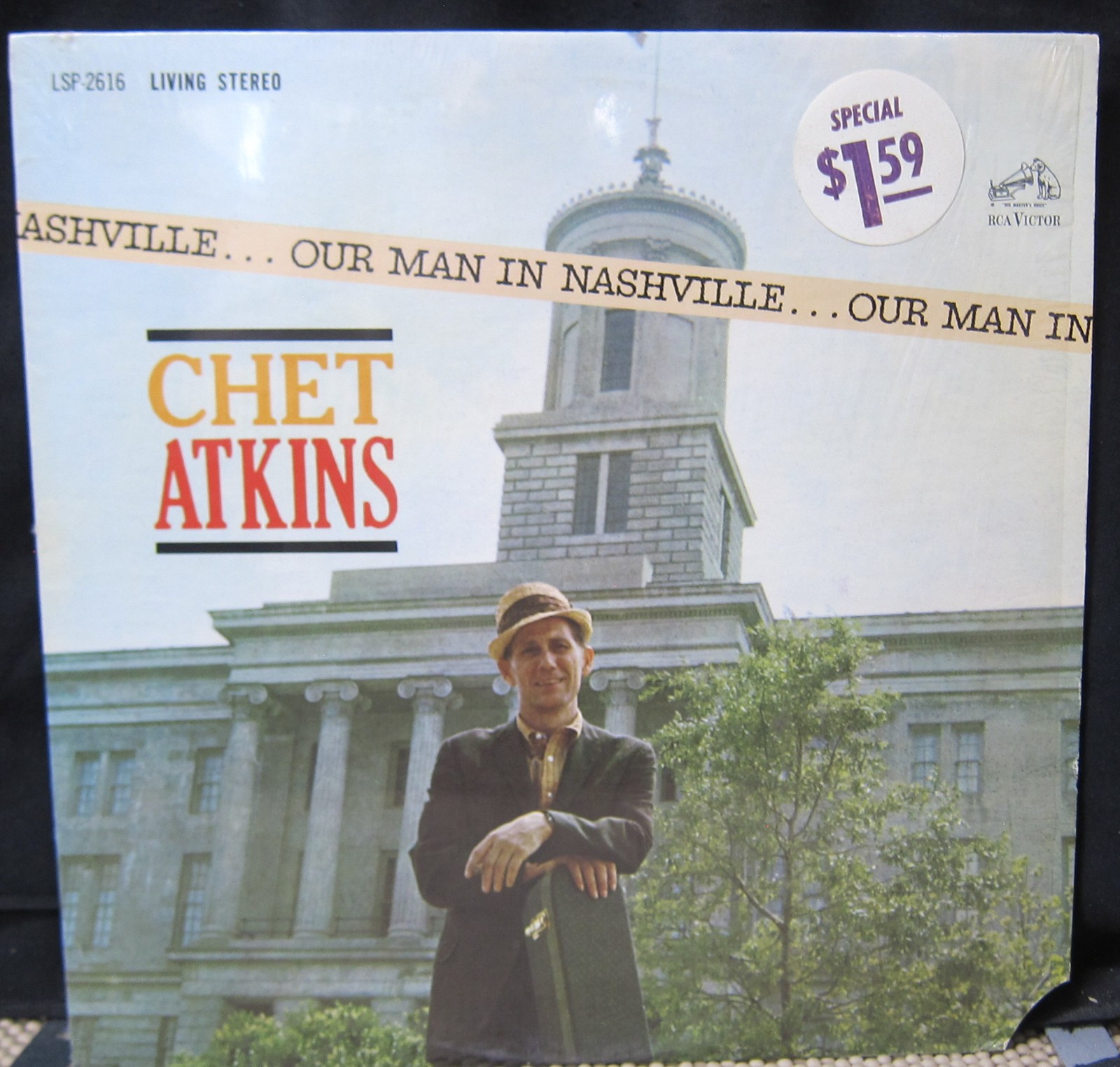Chet Atkins - Our Man in Nashville - RCA Victor LP  1963