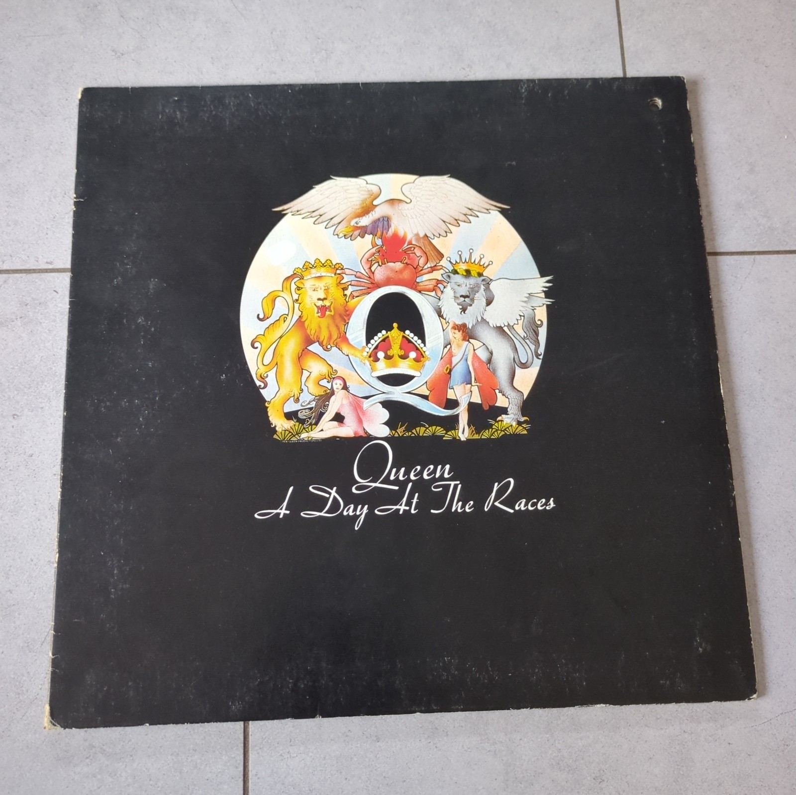 Queen   A Day At The Races  Vinyl LP  1976 Italy  3C 064-98 485  FOC  OIS  VG/VG
