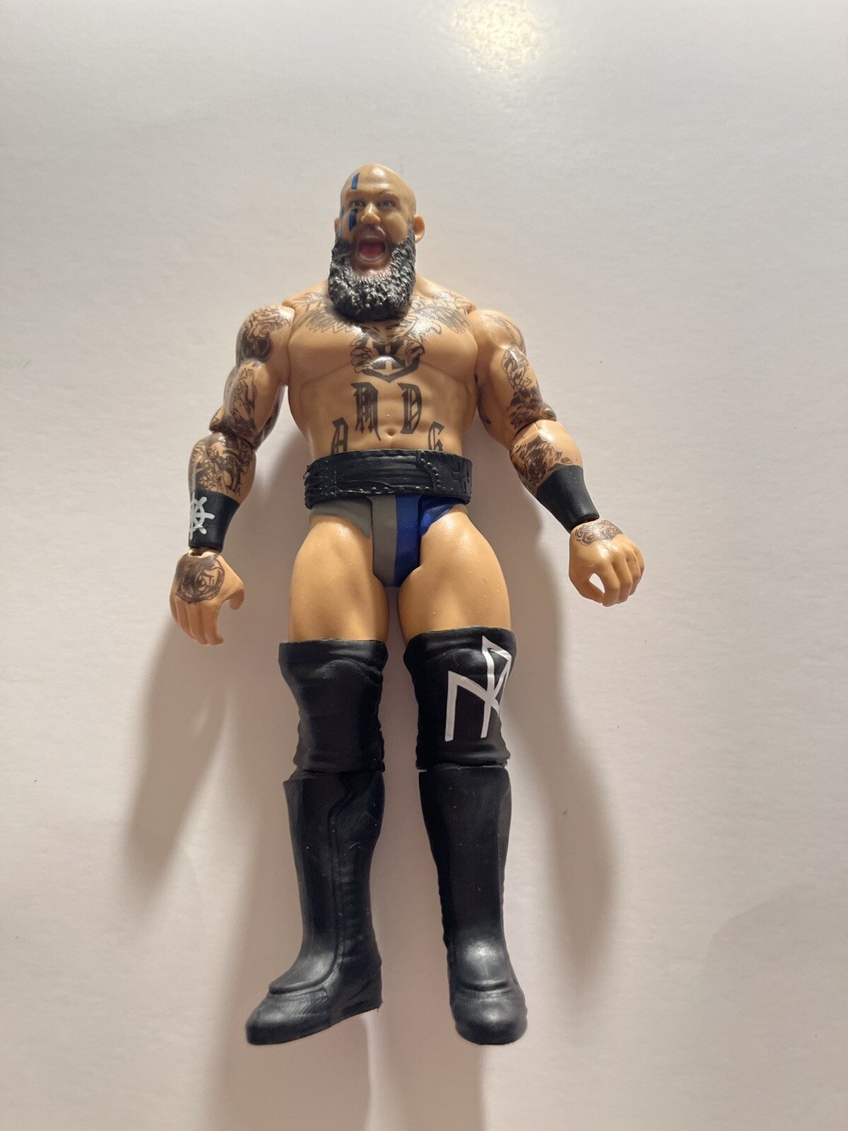 WWE Viking Raider Erik Action Figure Posable 6 pollici da collezione