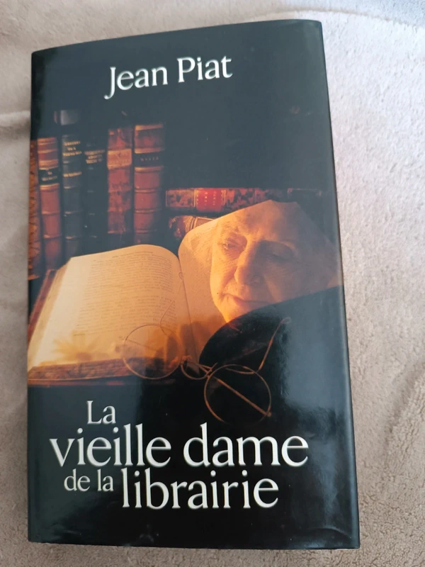 La vieille dame de la librairie