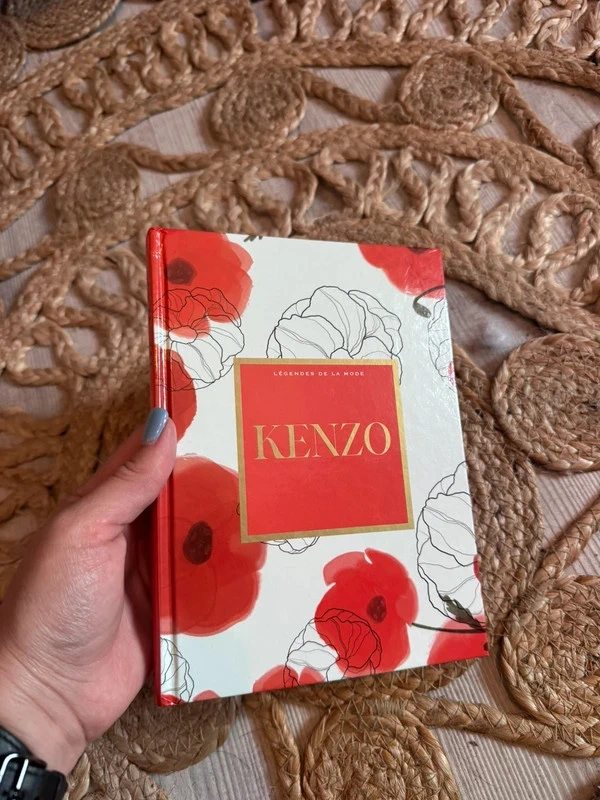 Kenzo - Livre légendes de la mode