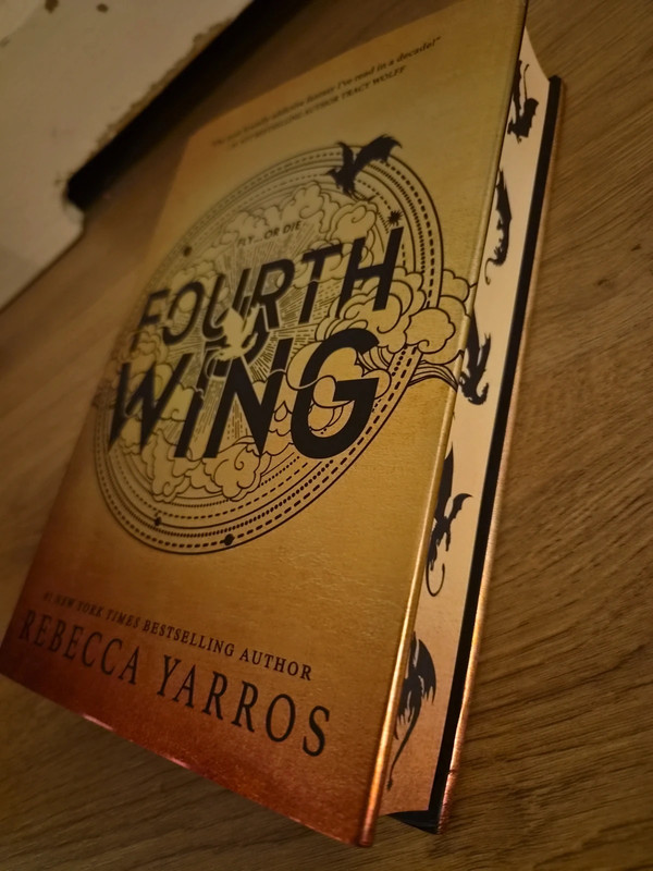 Rebecca Yarros - Fourth Wing * English hardcover * sprayed edges