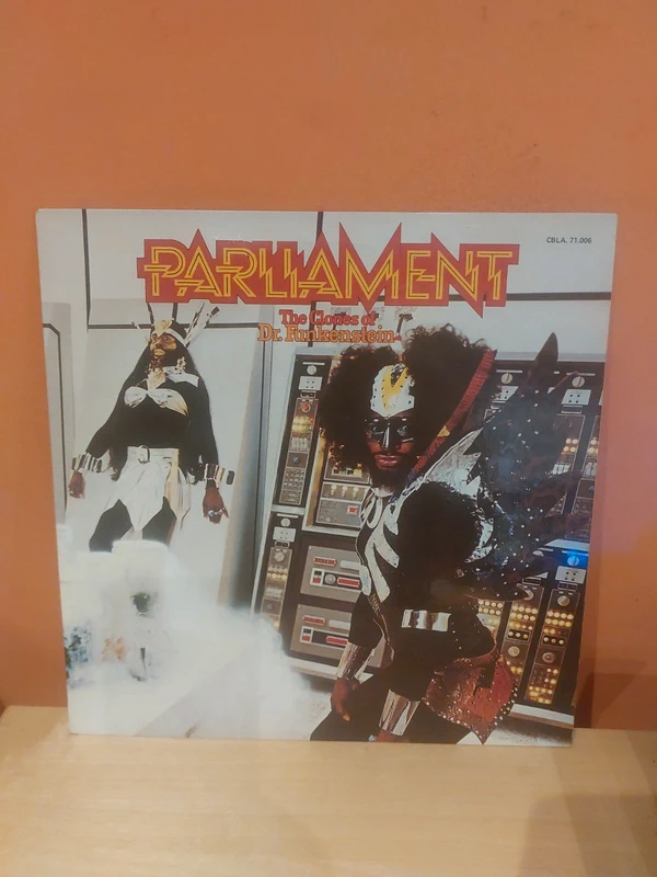 Lp- Parliament" the clones of Dr. Funkenstein"1976