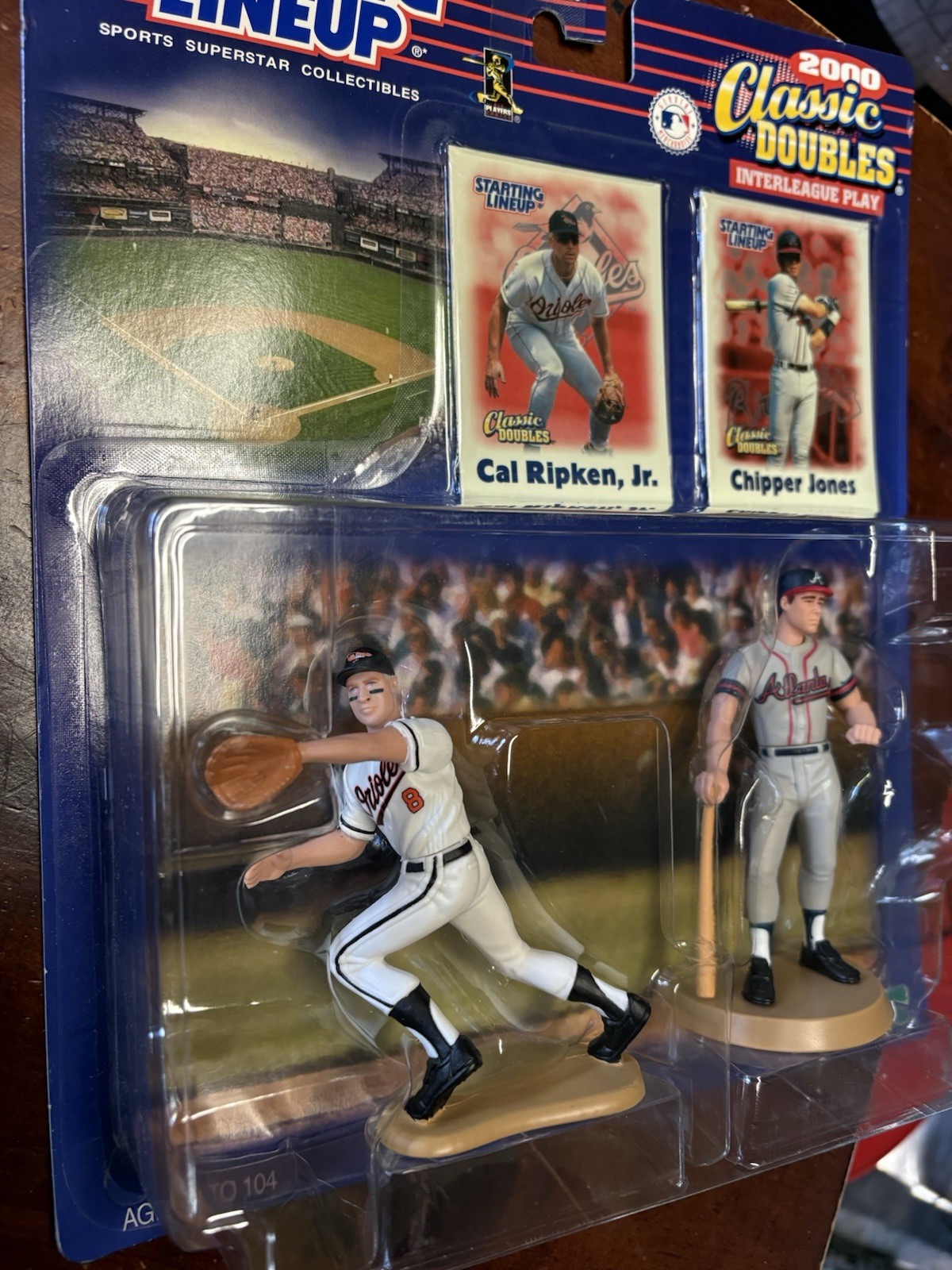 Starting Lineup Classic Doubles 2000 Cal Ripken Chipper Jones Baseball Figures