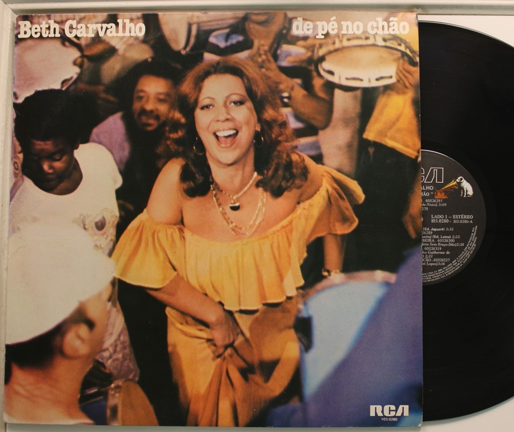 Beth Carvalho LP Brazilian Import Vinile De Pe No Chao (W/ Lyric Sheet) RCA VG++