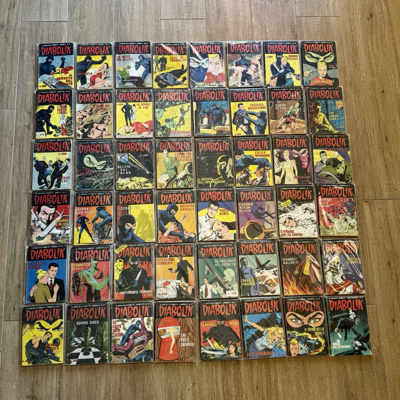 Lotto 53 fumetti Diabolik vintage anni ‘60