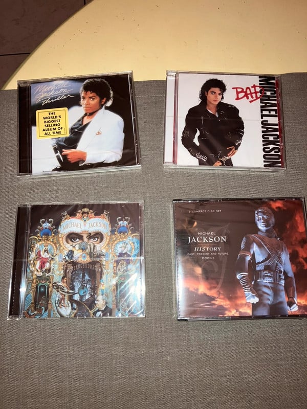 Lot de 4 CD Michael Jackson