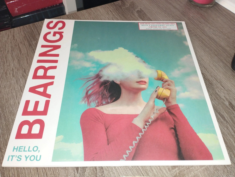 Bearings vinyle Couleur Hello It's Me Pressage Limité