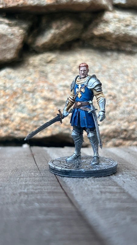Guerrier paladin, peint main, format 40mm