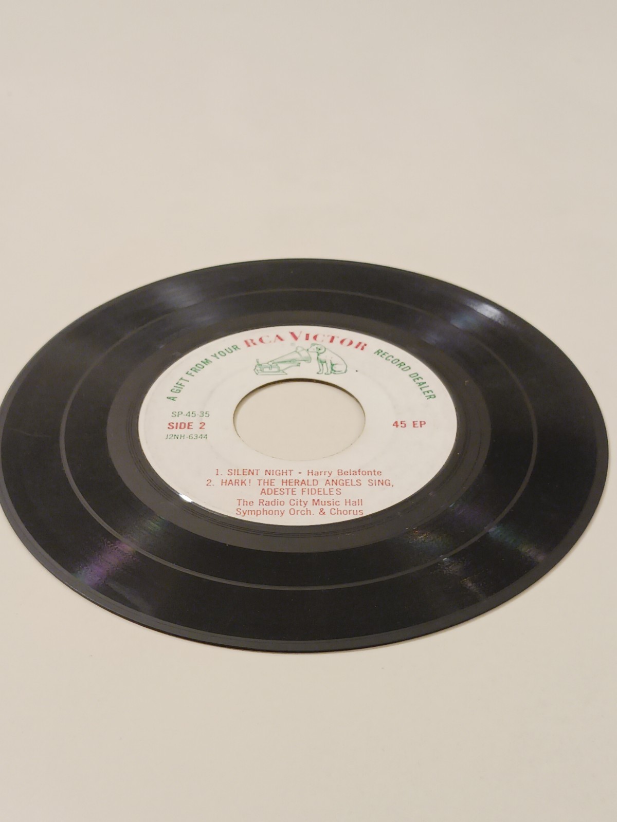 A Gift From Your RCA Victor Record Dealer 7" Vinyl SP-45 35 RCA Vintage