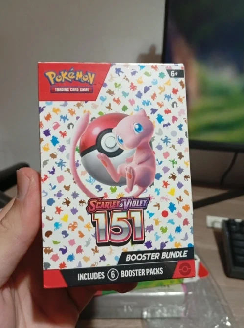 Coffret de cartes Pokémon, jamais ouvert