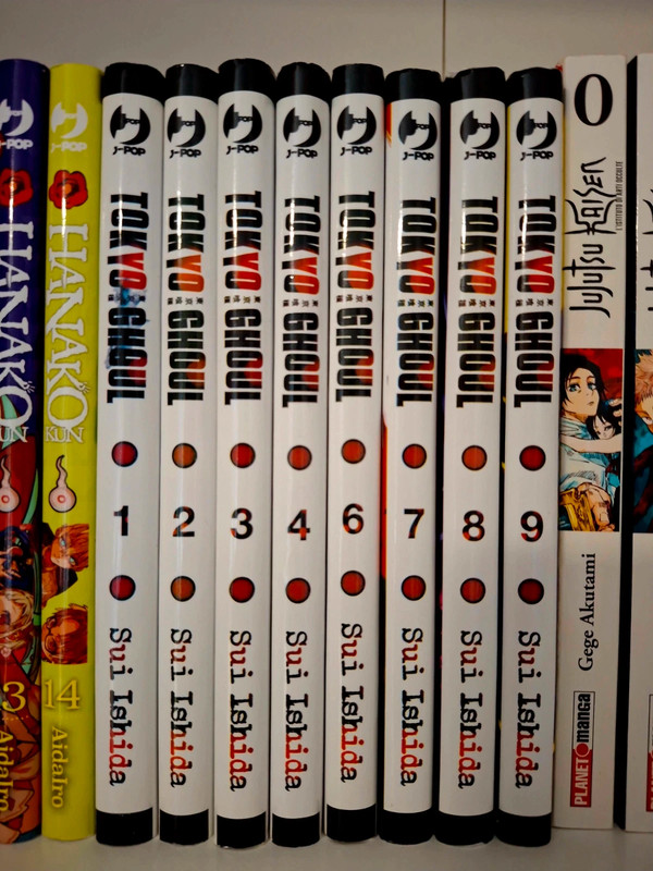 Tokyo Ghoul volumi 1-4, 6-9 ITA