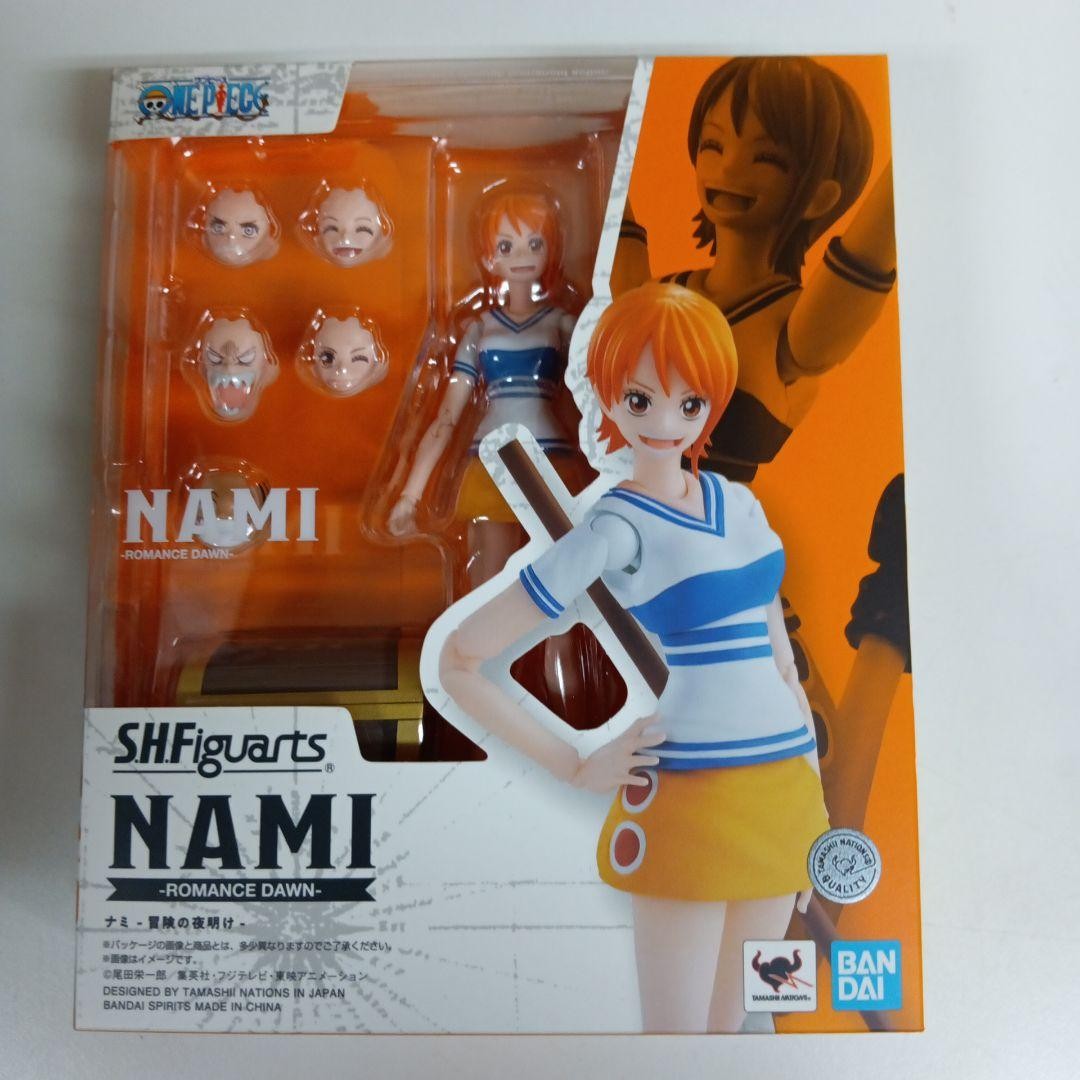 S.H.Figuarts Nami Dawn of Adventure One Piece Bandai Figure mai aperto Giappone