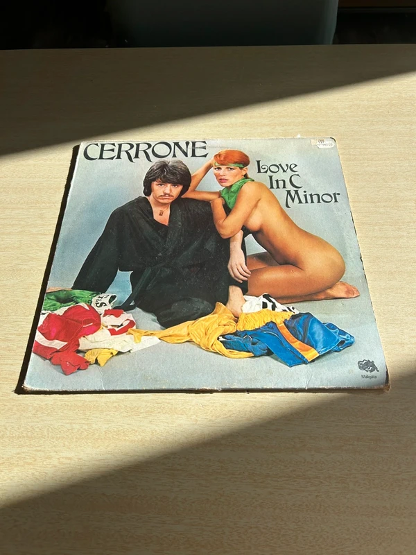 33 t Cerrone