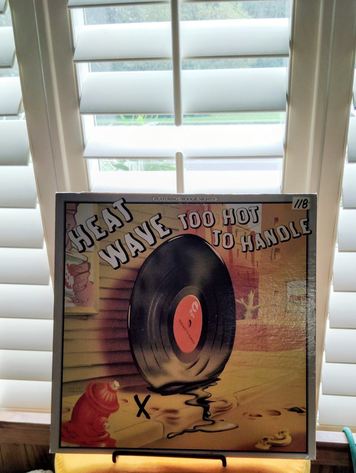 Heatwave Too Hot To Handle LP Vinyl 12" 33 RPM Epic Disco Soul 1976 Sleeve
