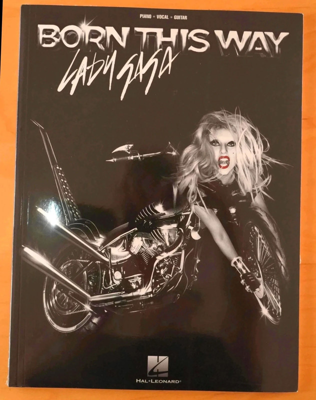 Lady Gaga Born This Way (Piano • Vocal • Guitar)