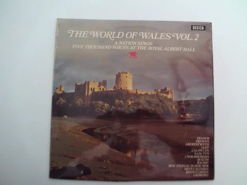 The World of Wales Volume 2  Vinyl 33T