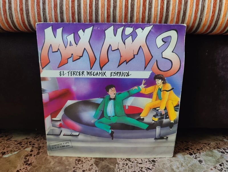 Max Mix 3 El Tercer Megamix Español 2LP 1986 Max Music Italo Disco Vinilo