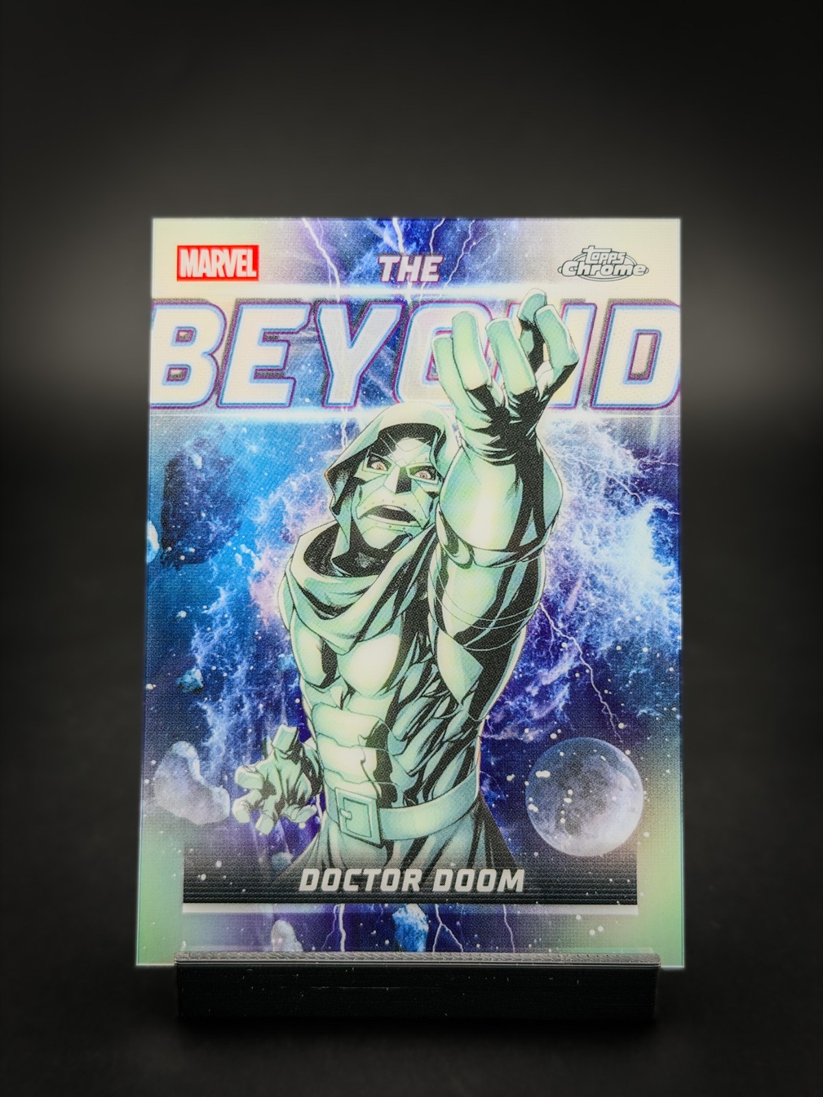 2026 Topps Chrome Marvel The Beyond Doctor Doom rifrattore TB-12