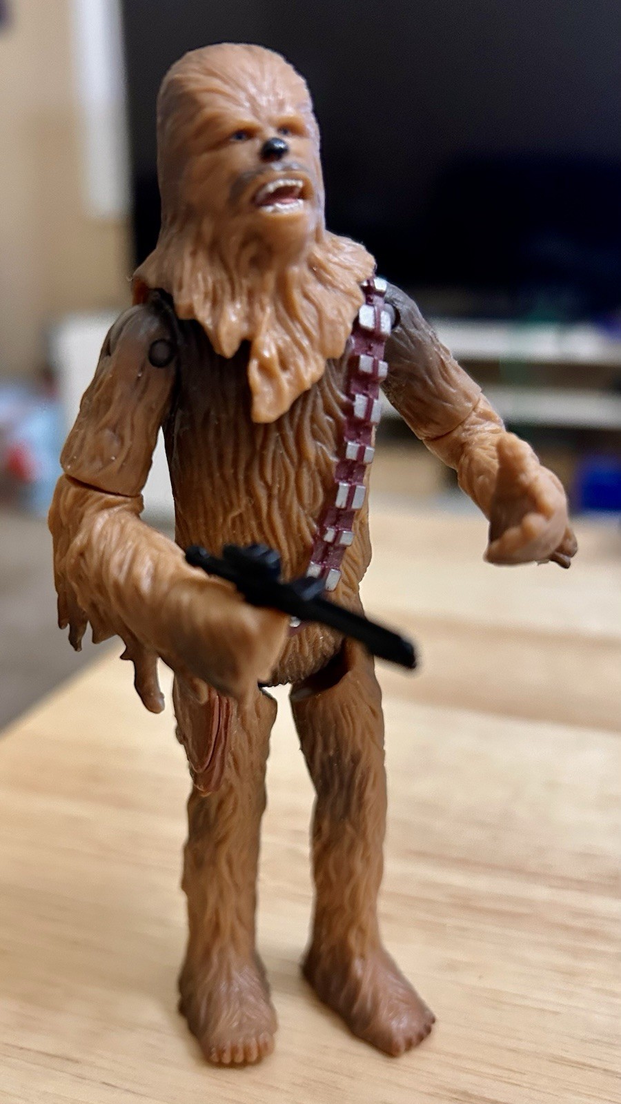 Star Wars Saga Series Chewbacca Cloud City Capture 100% completo di blaster